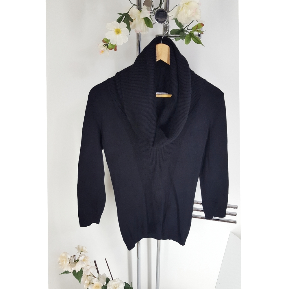 Ricki's Black Crew Neck Sweater Classic Elegance